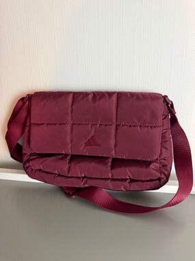 Adidas Quilted Crossbody Bag Shadow Red Like New!